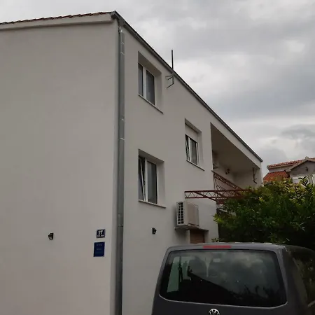 Apartmán Yole *